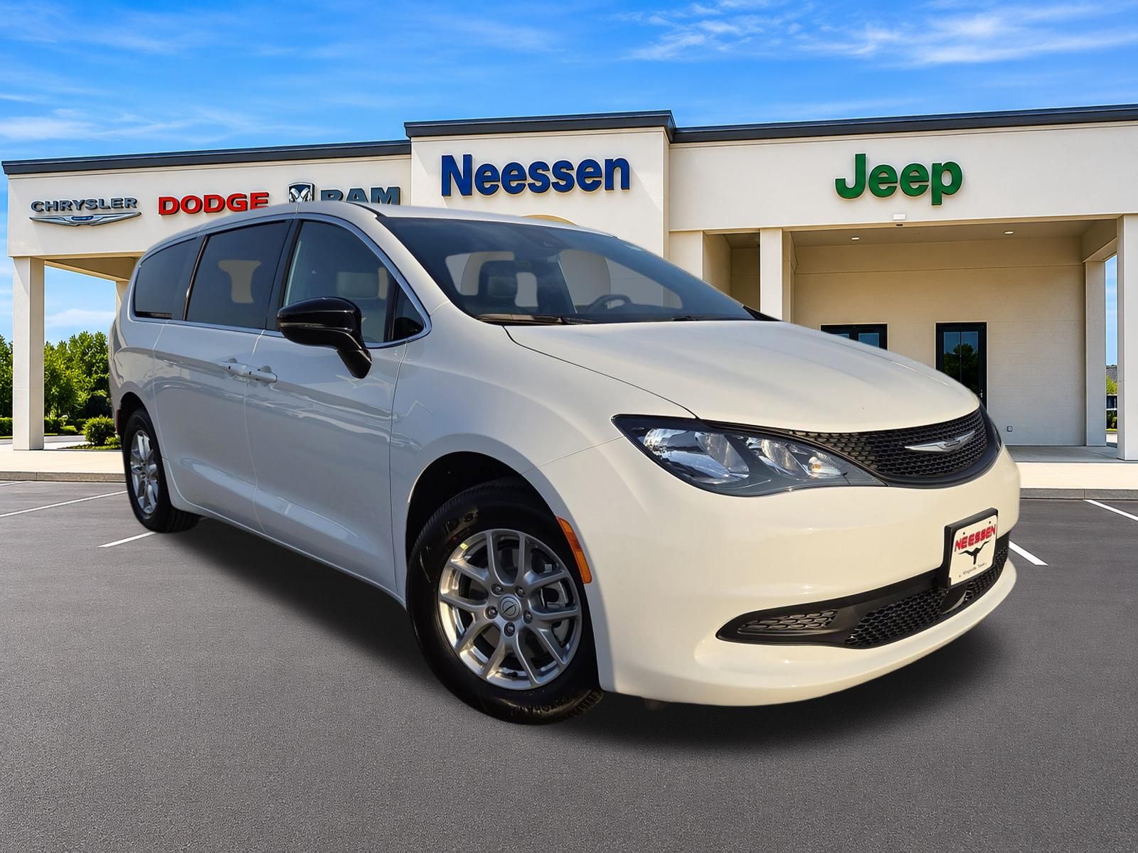 2026 Chrysler Voyager LX's photo