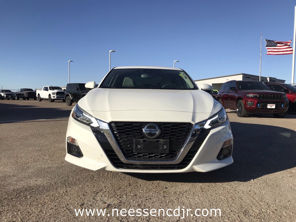 Used 2020 Nissan Altima 2.5 SL Sedan