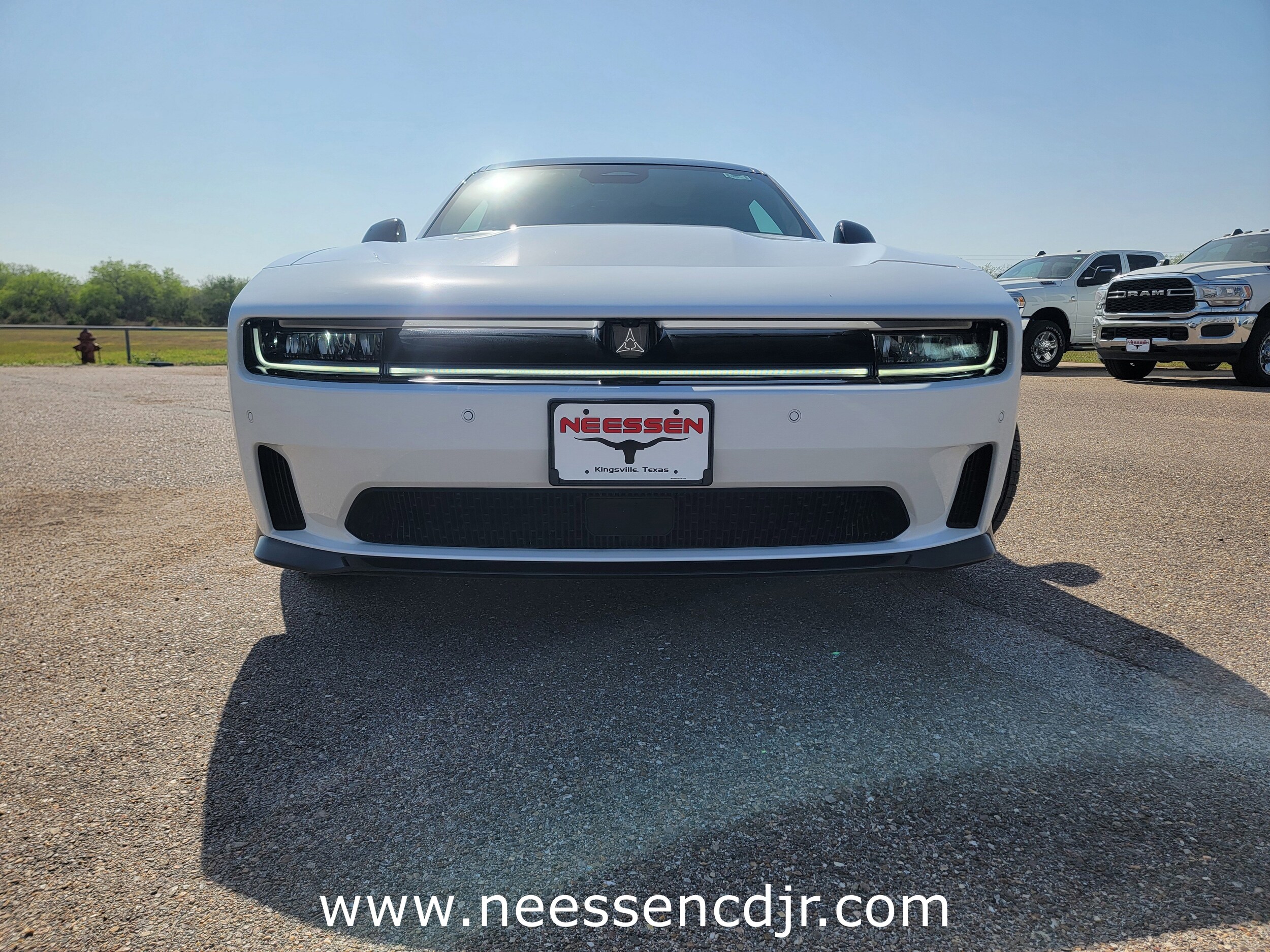 2024 Dodge Charger Daytona Scat Pack photo 2