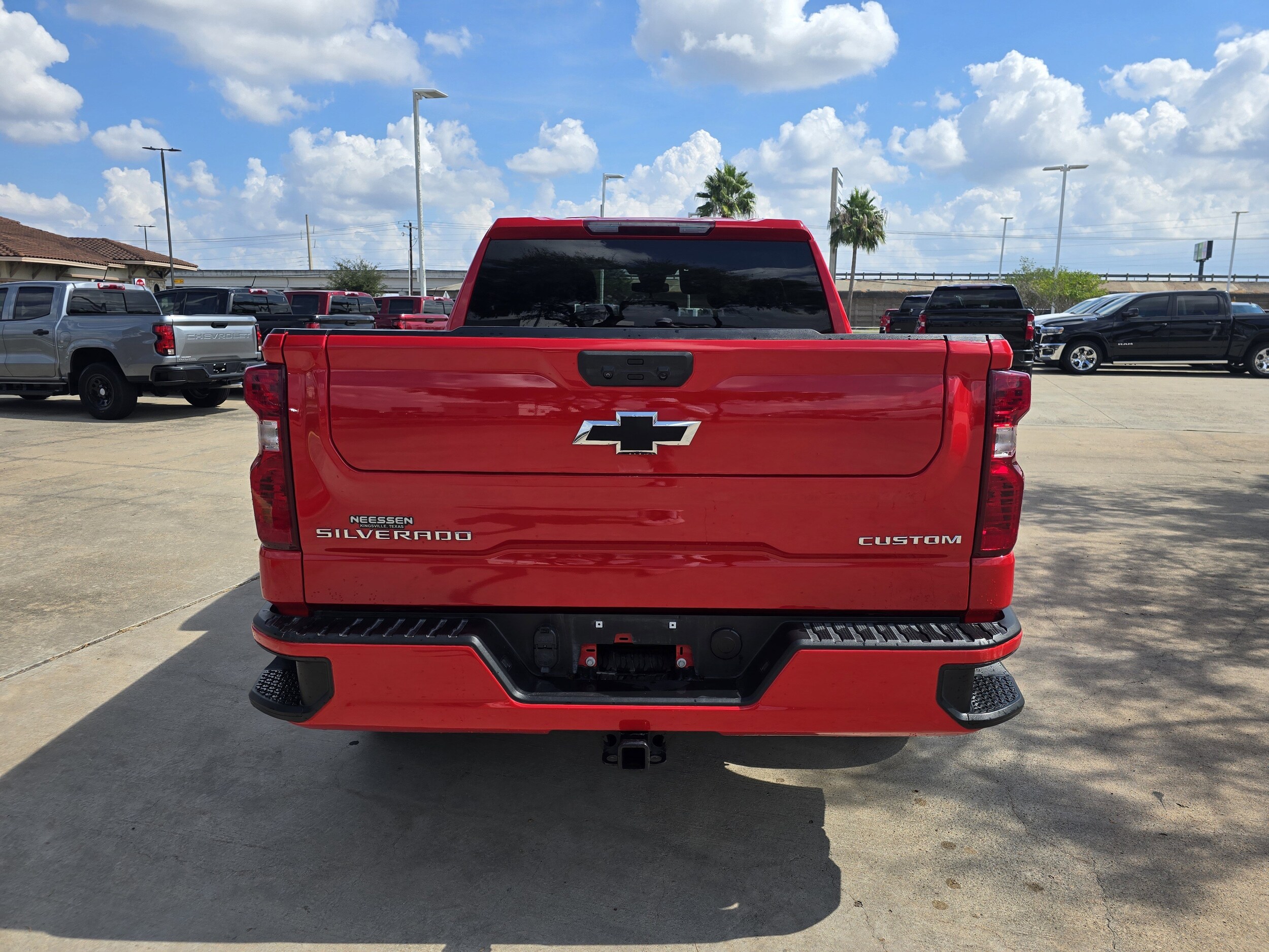 2024 Chevrolet Silverado 1500 Custom photo 4