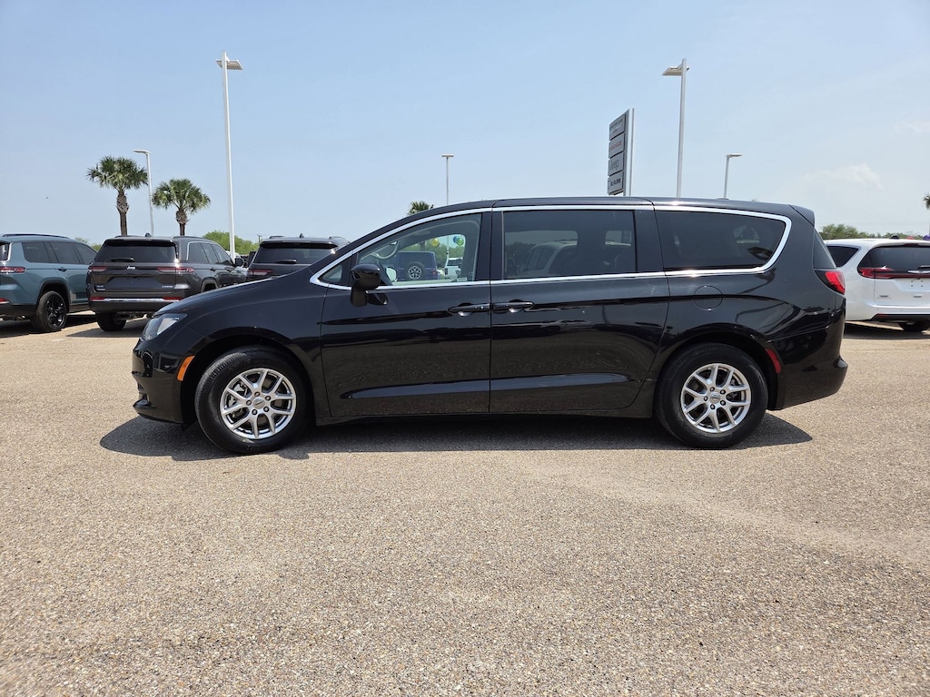 Used 2023 Chrysler Voyager LX Minivan/Van