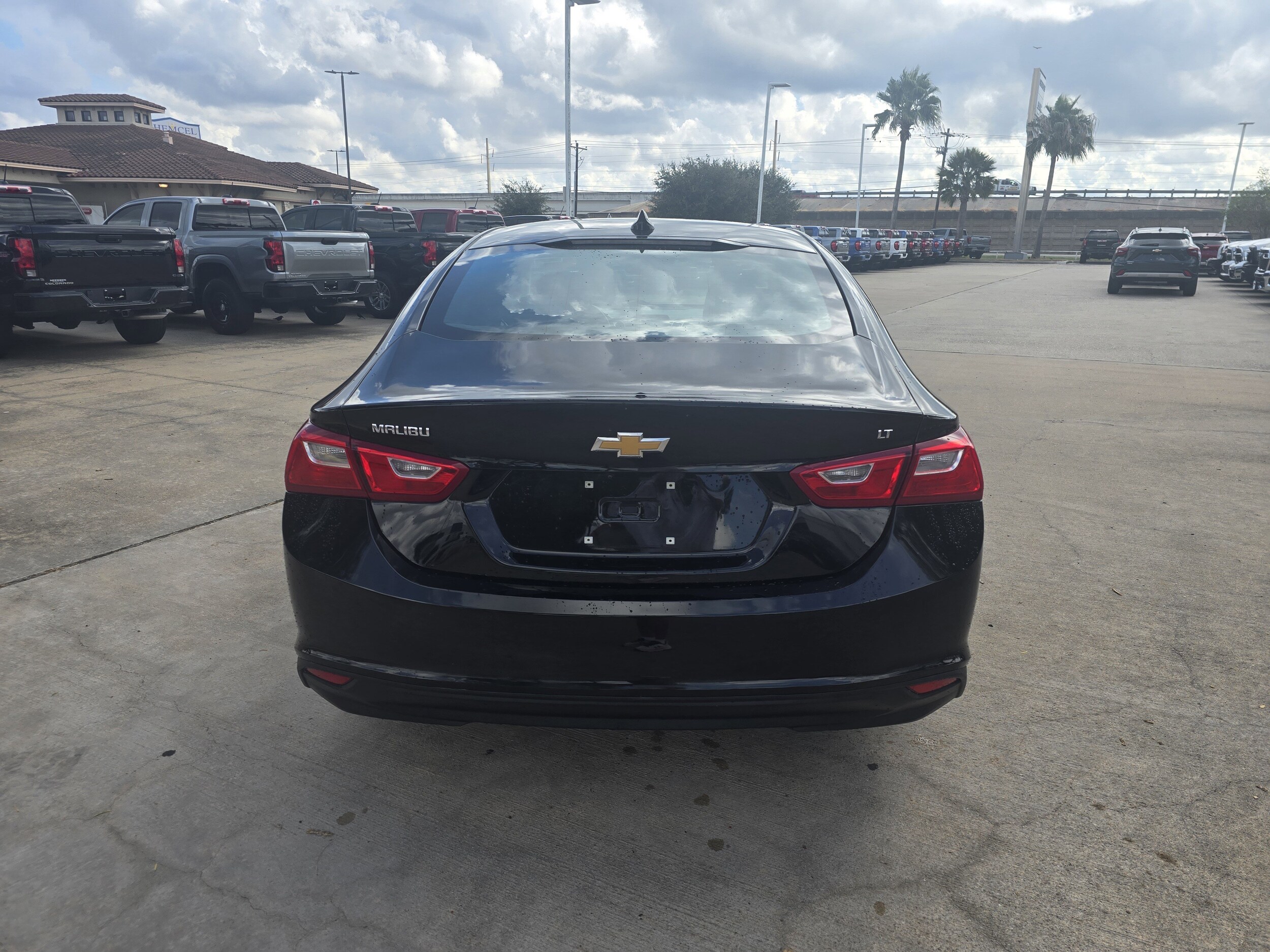 2023 Chevrolet Malibu 1LT photo 4