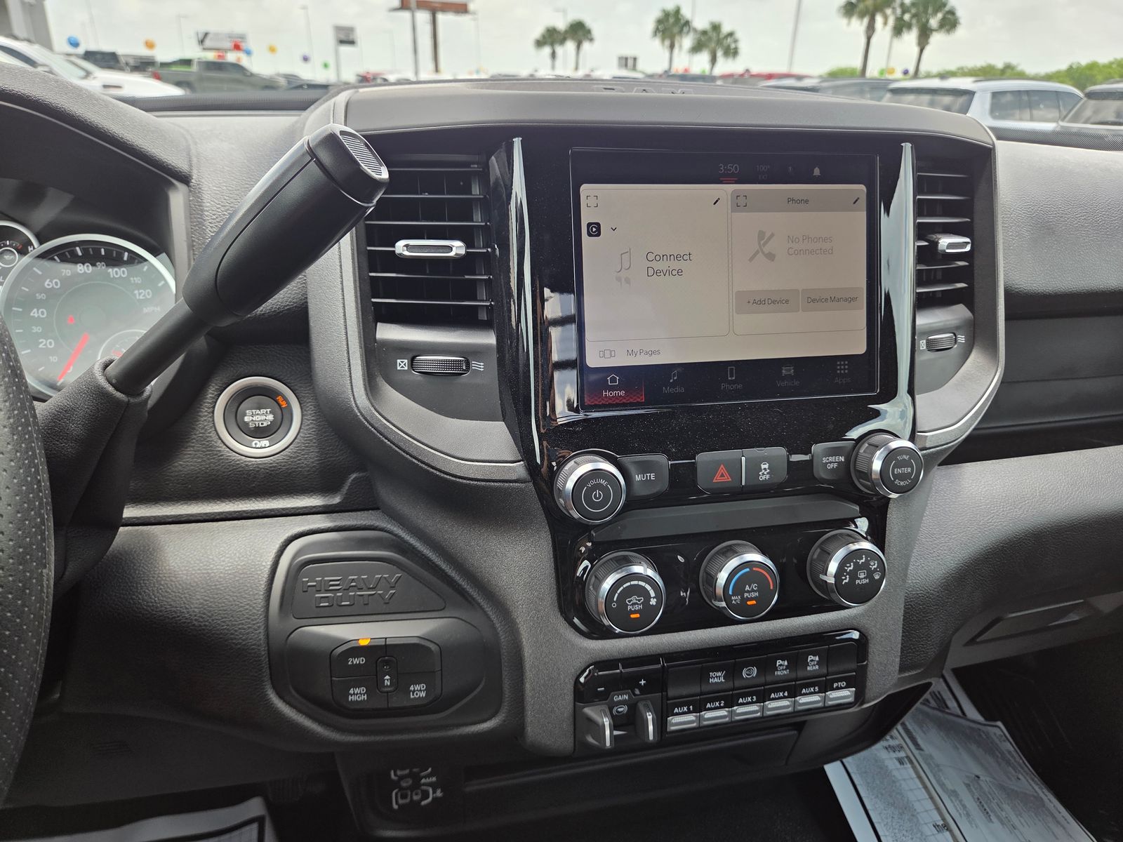 2025 RAM 3500 Chassis Tradesman - Photo 37