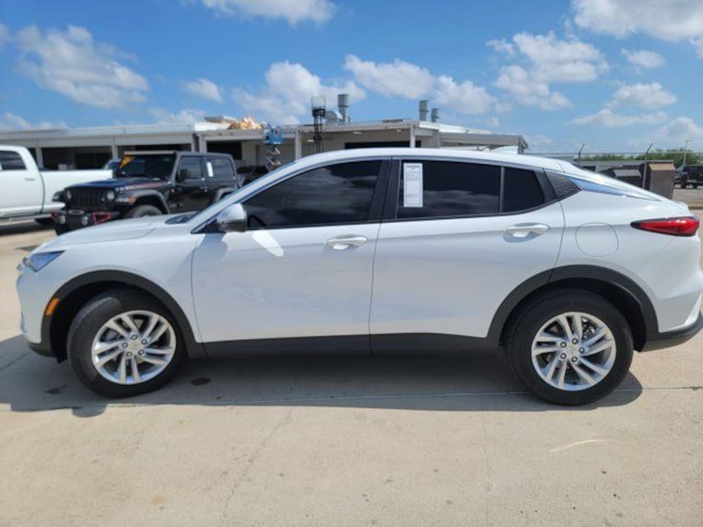 Used 2026 Buick Envista Preferred SUV