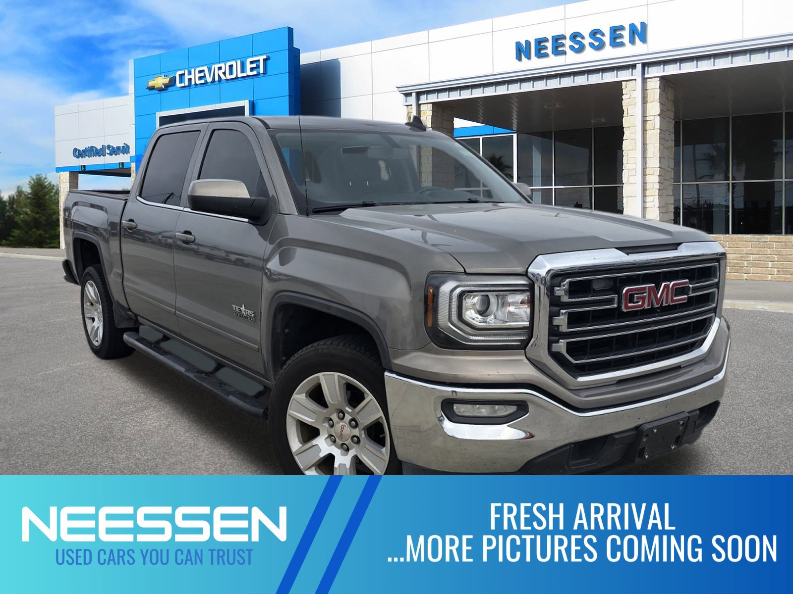 2017 GMC Sierra SLE's photo