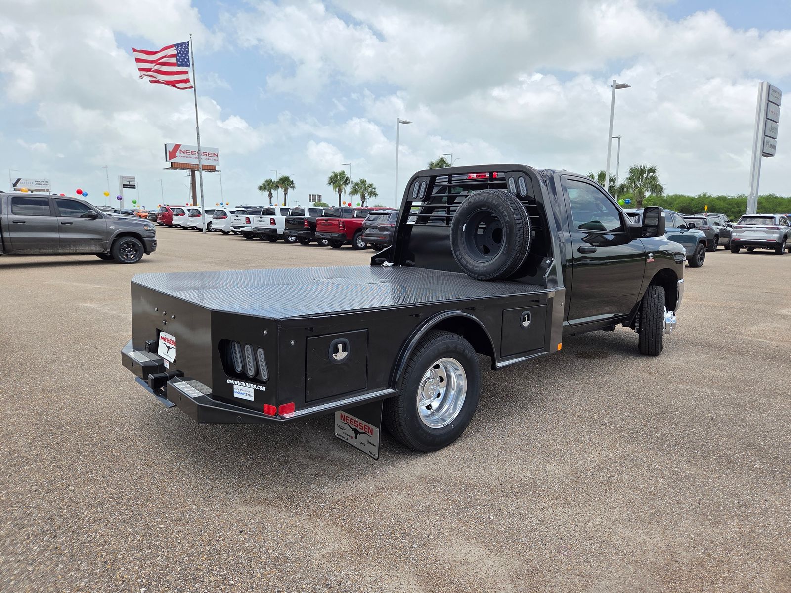 2025 RAM 3500 Chassis Tradesman - Photo 7
