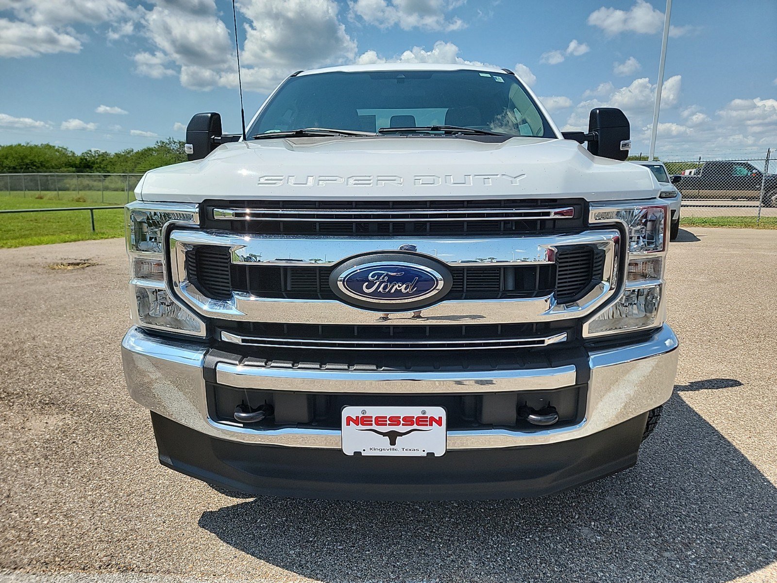 Used 2022 Ford F-250 Super Duty XL with VIN 1FT7X2BN8NED33216 for sale in Kingsville, TX