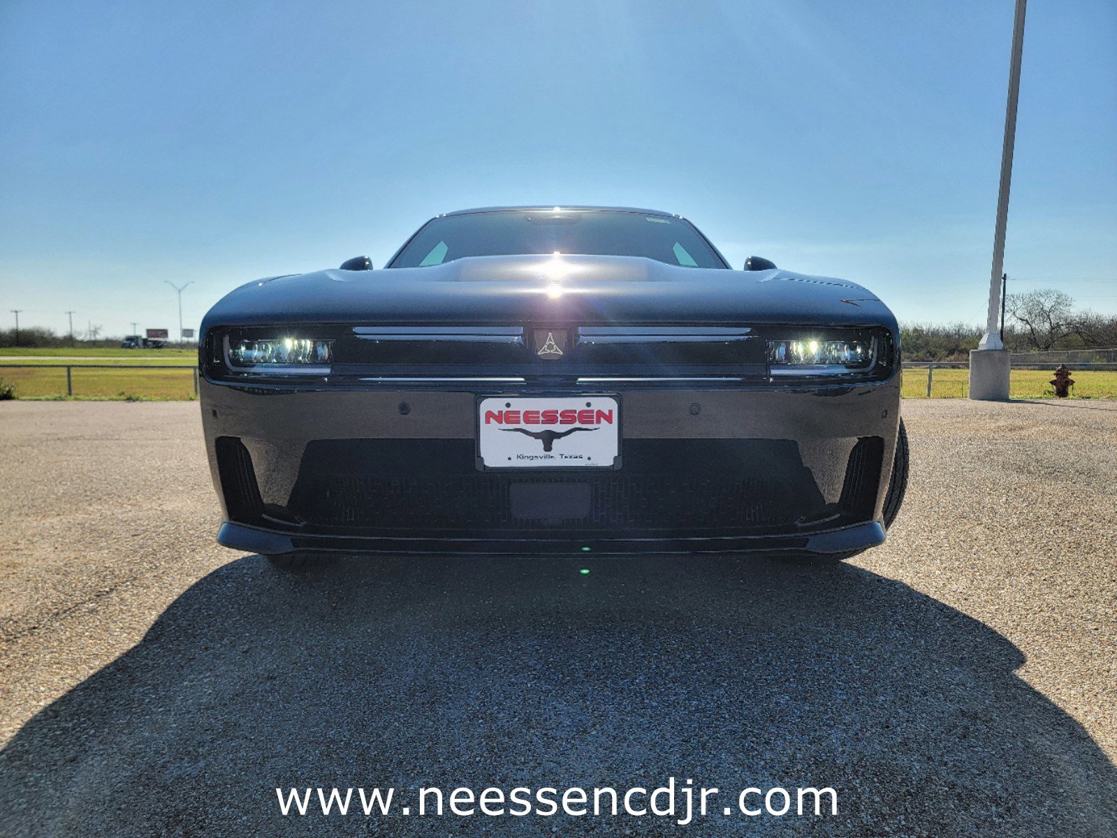 2025 Dodge Charger Daytona R/T AWD photo 2