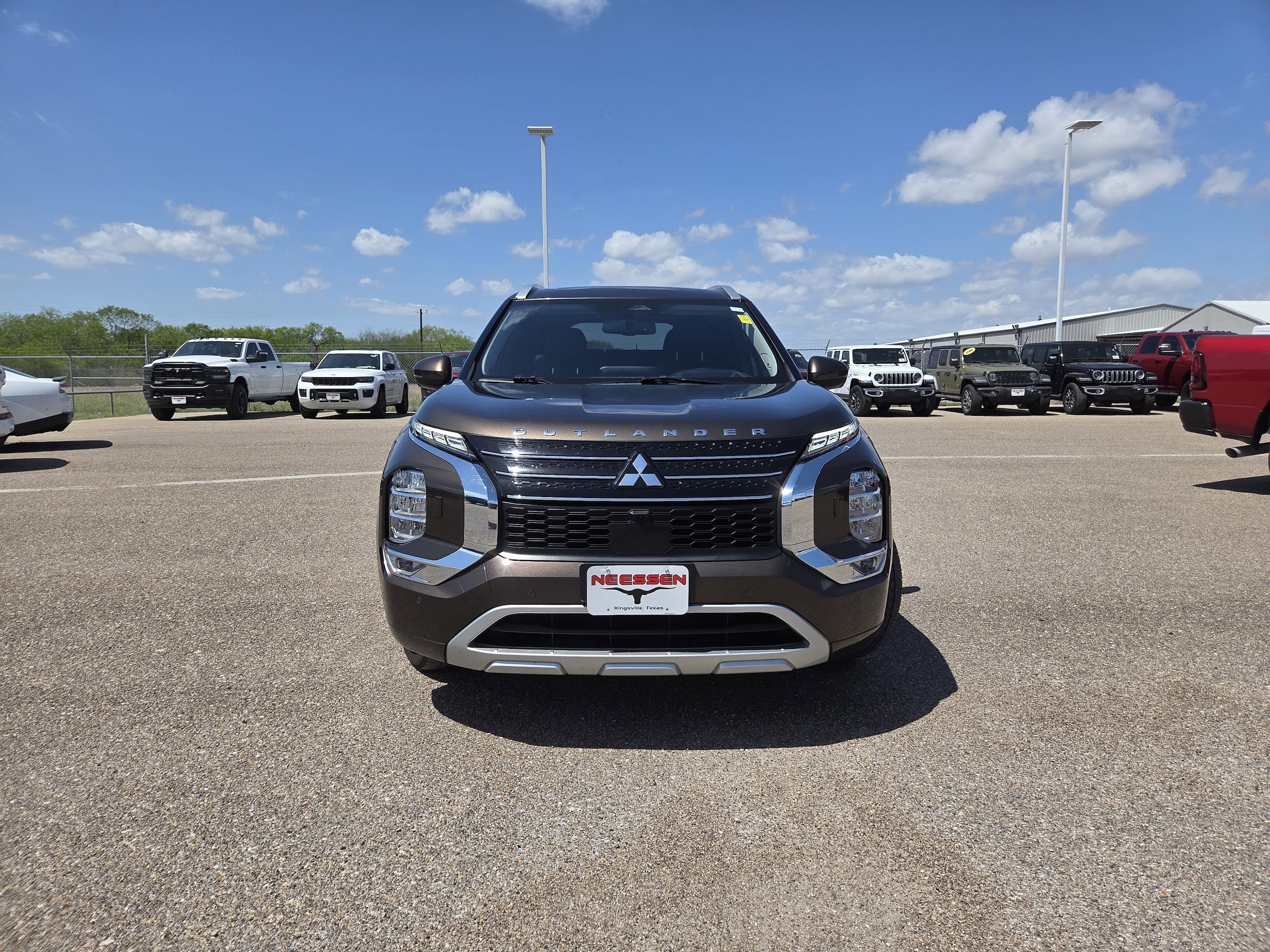 Used 2024 Mitsubishi Outlander Plug-in Hybrid SEL with VIN JA4T5WA92RZ016203 for sale in Kingsville, TX