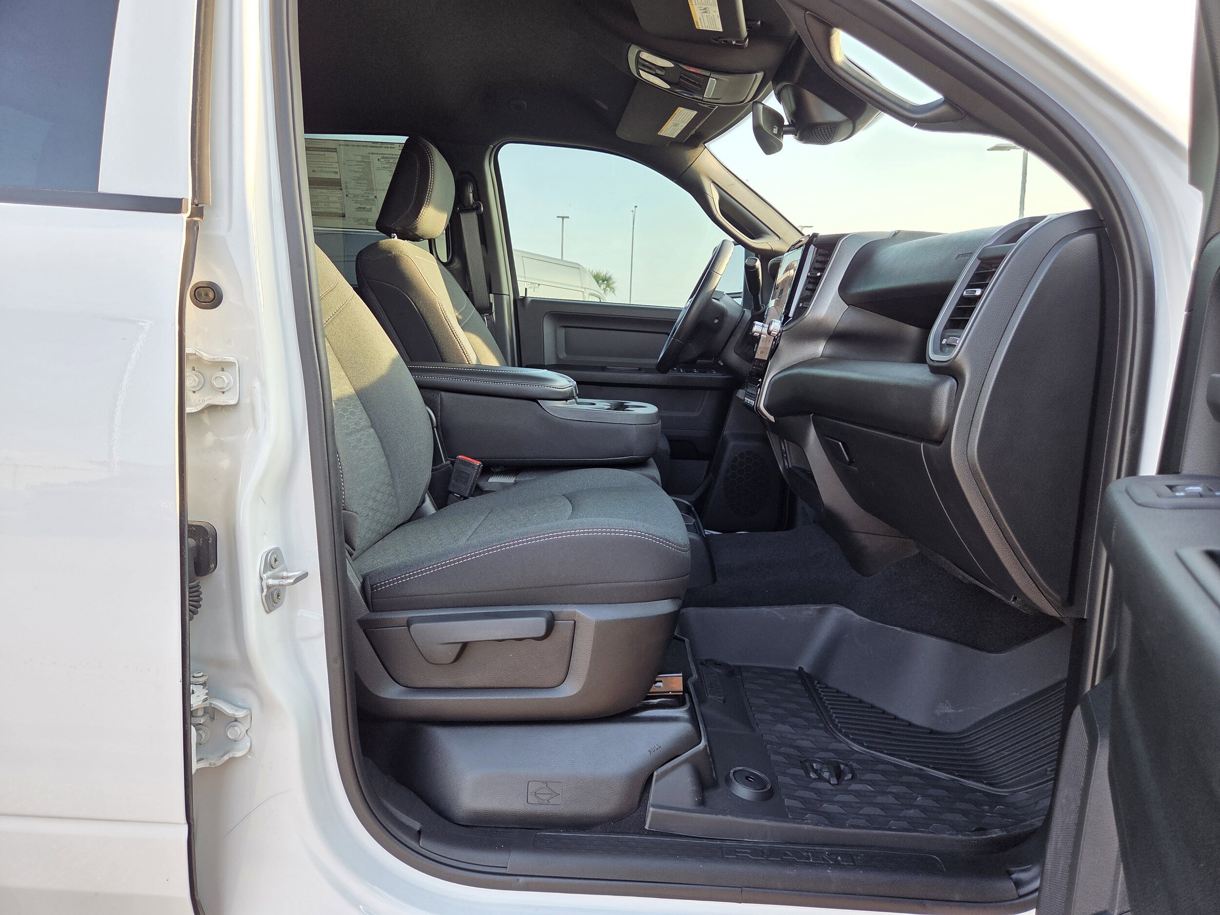 2025 RAM 2500 Tradesman - Photo 20