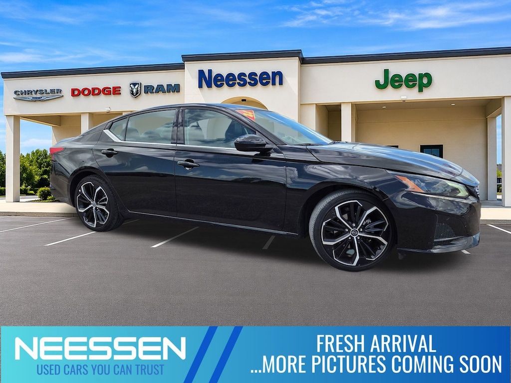 Used 2024 Nissan Altima 2.5 SR Sedan