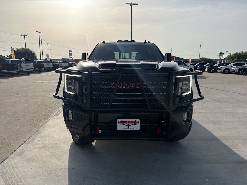 Used 2022 GMC Sierra 2500HD AT4 Truck