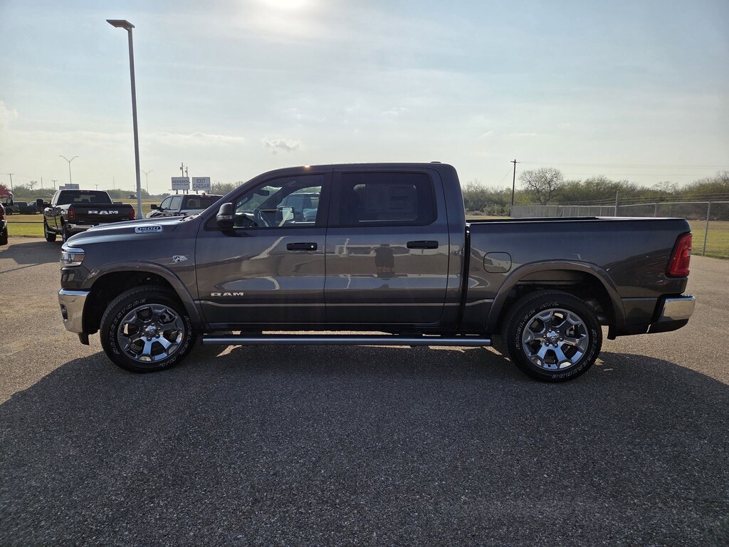 New 2026 Ram 1500 LONE STAR CREW CAB 4X4 5'7 BOX Pickup