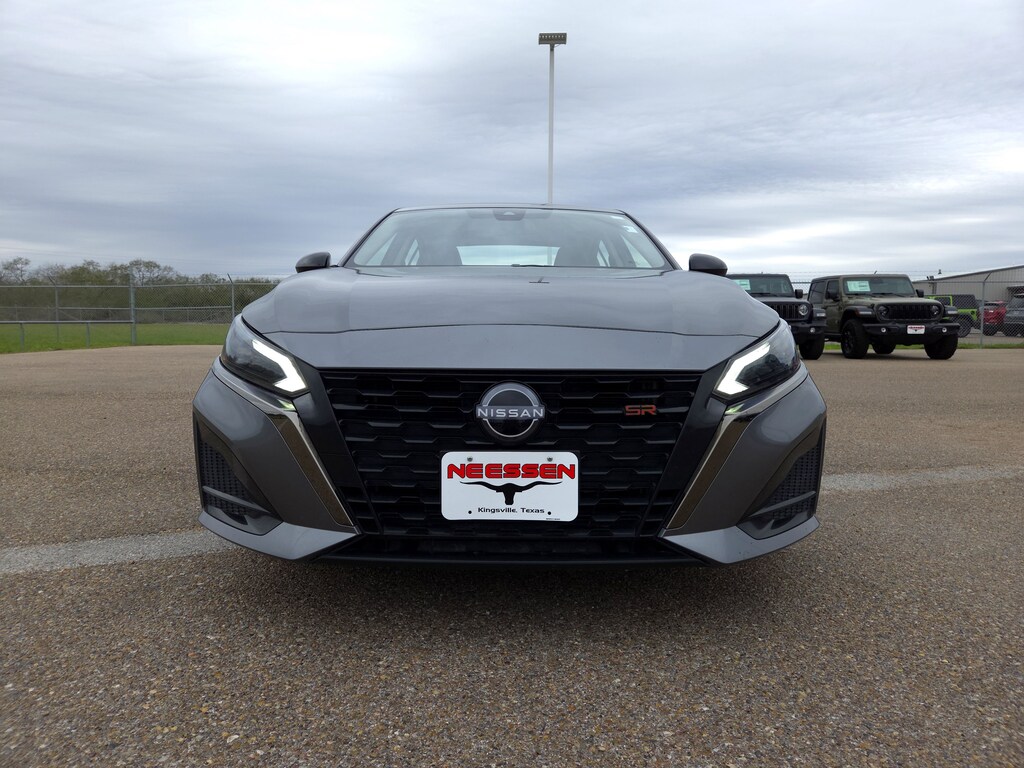 Used 2024 Nissan Altima 2.5 SR Sedan