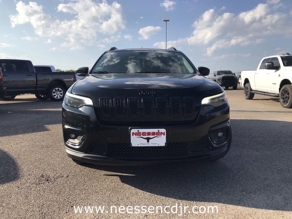 Used 2019 Jeep Cherokee Latitude Plus FWD SUV