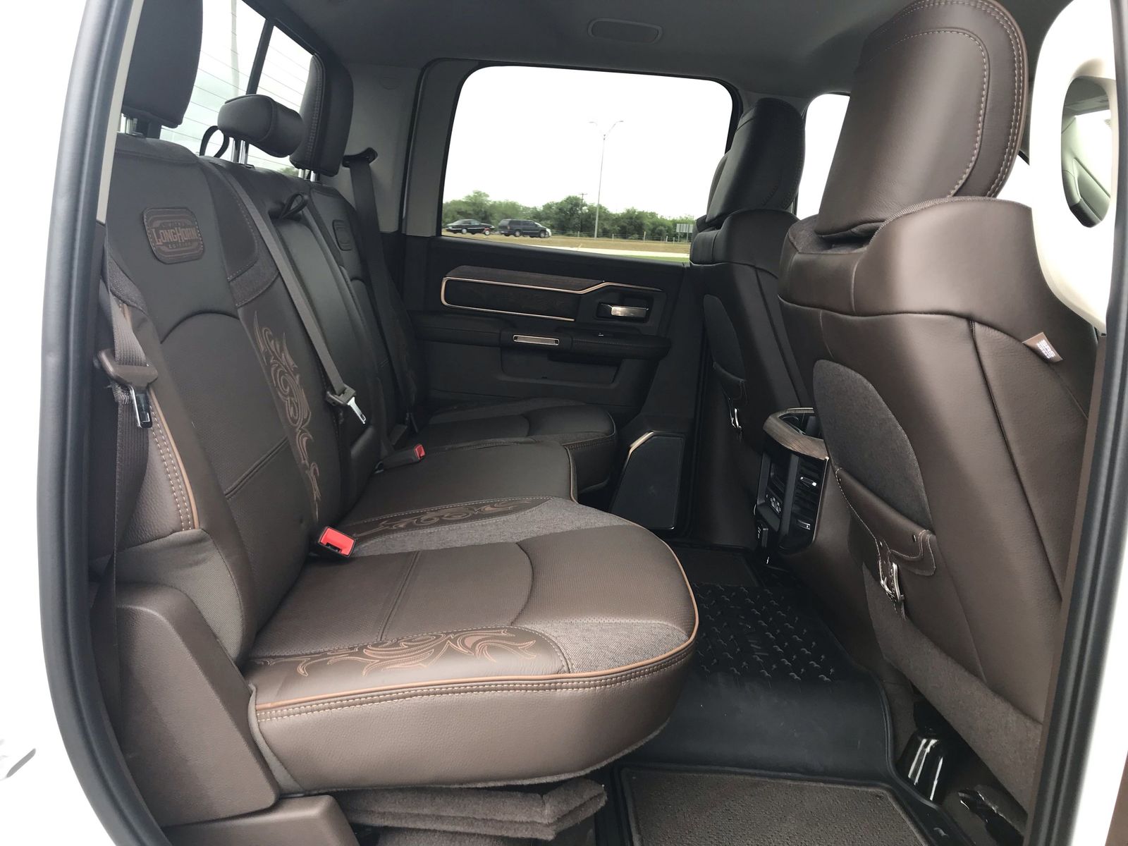 2025 RAM 2500 Limited - Photo 18