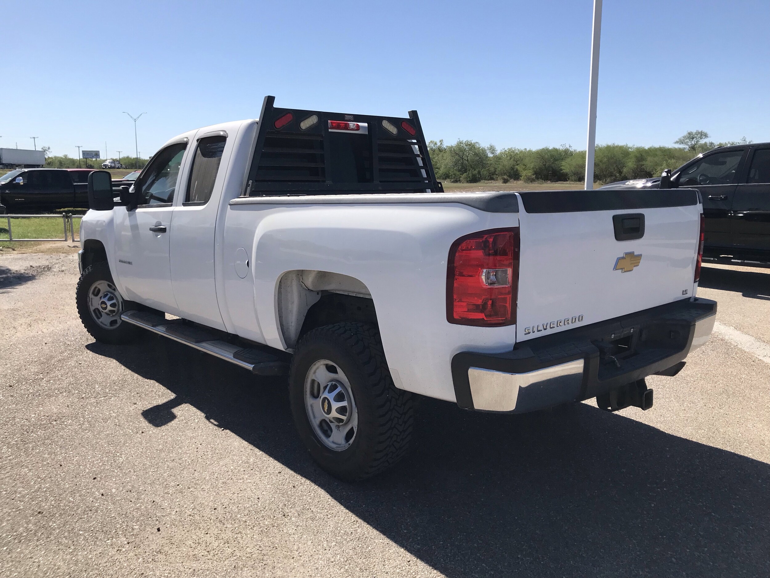 2013 Chevrolet Silverado 2500HD Work Truck photo 4