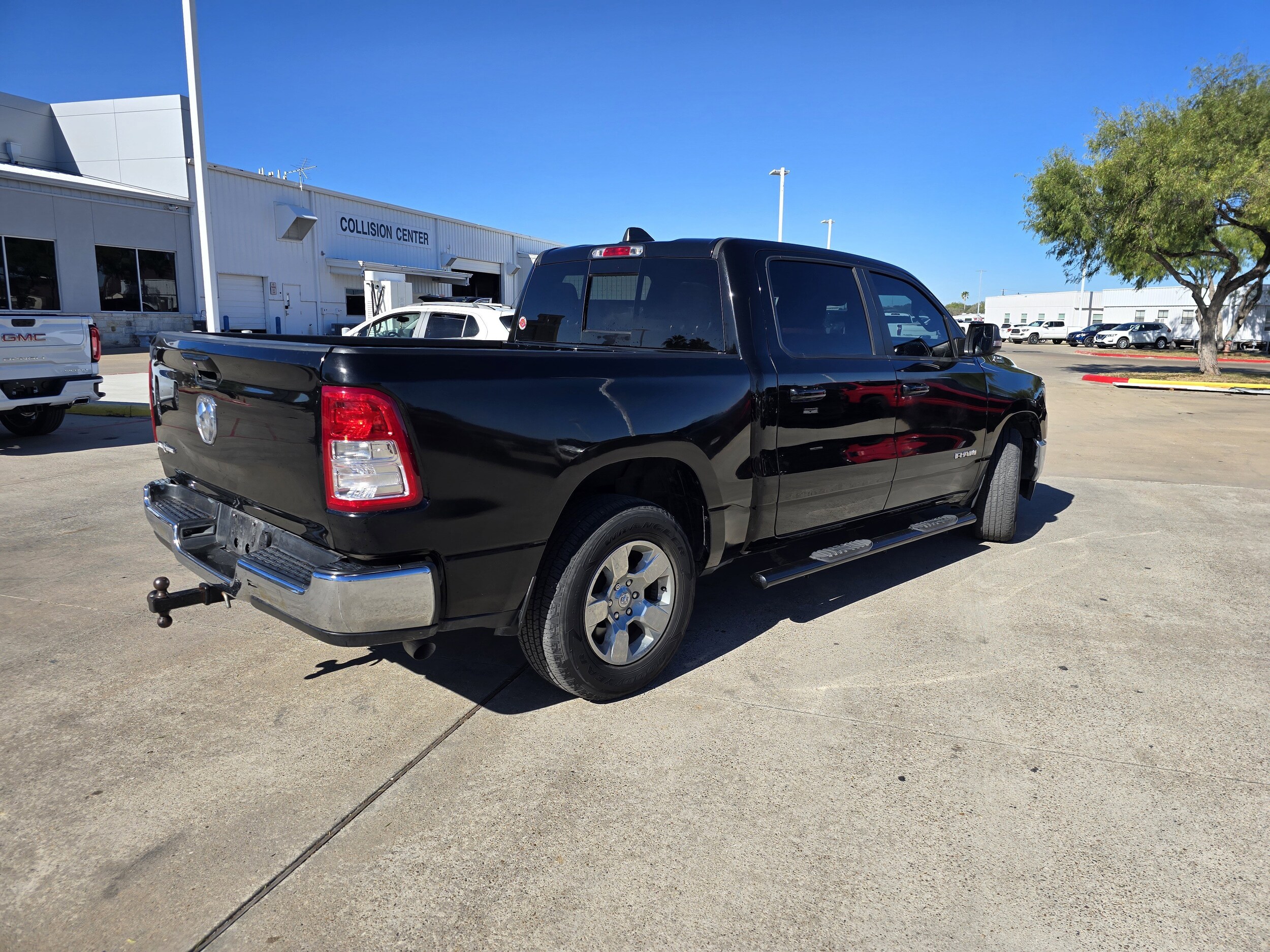 2022 Ram 1500 Big Horn Lone Star photo 2
