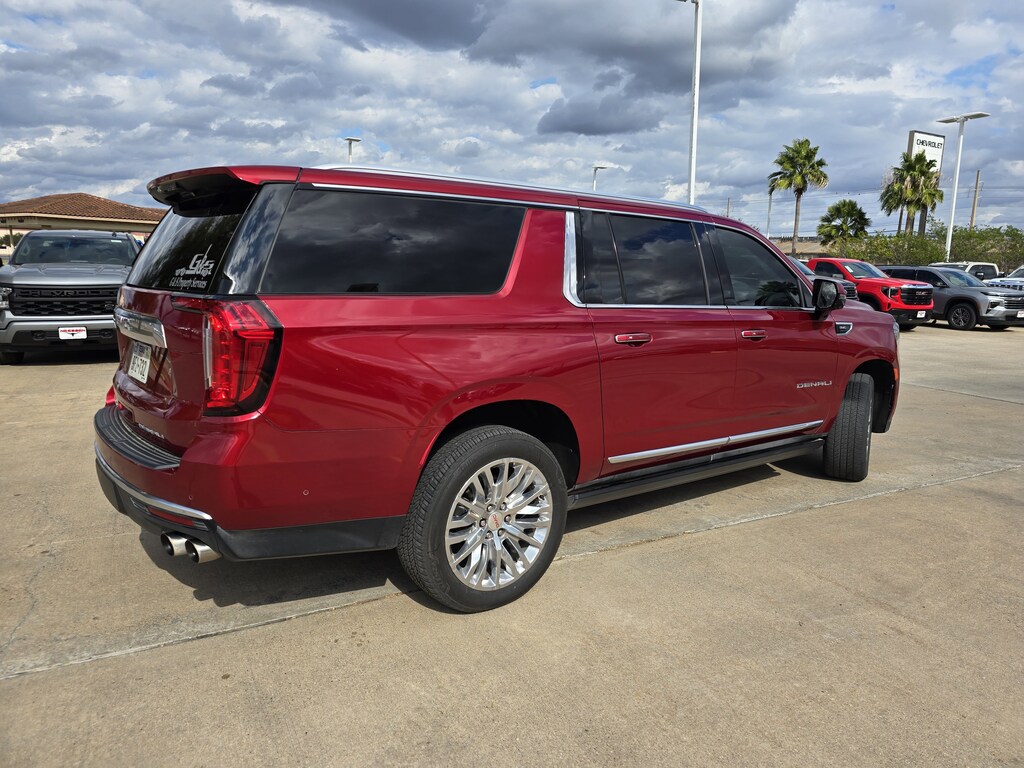 Used 2023 GMC Yukon XL Denali SUV