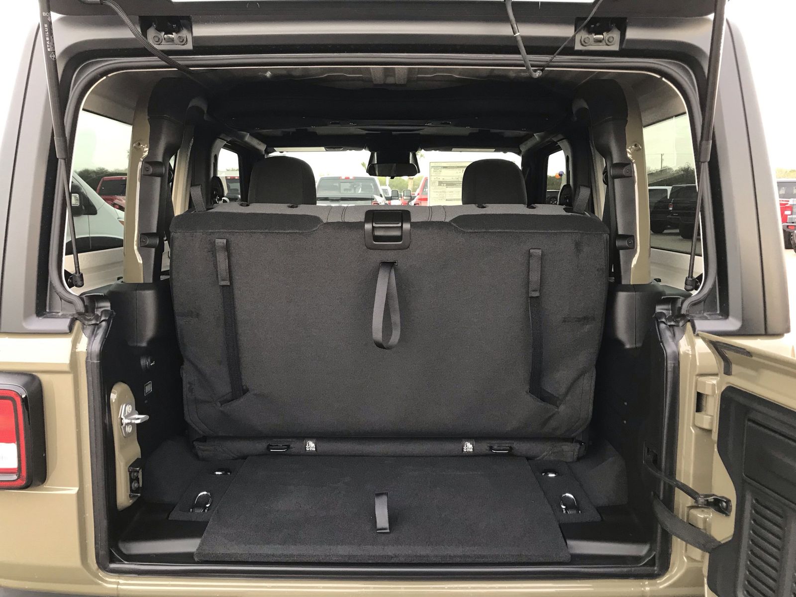 2026 Jeep Wrangler 2-Door Willys - Photo 21