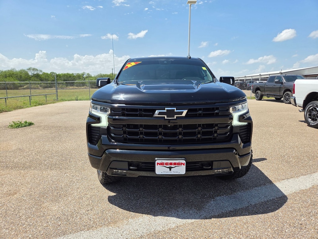 Used 2022 Chevrolet Silverado 1500 RST Truck