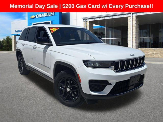2025 Jeep Grand Cherokee Laredo X 4x4's photo