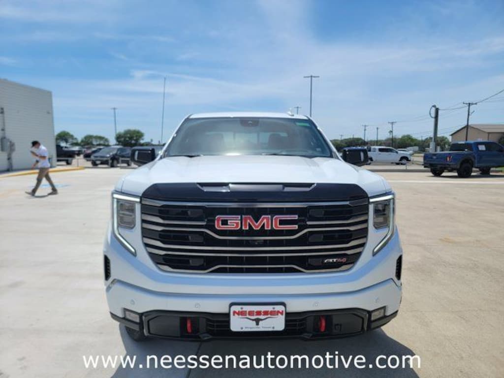 Used 2025 GMC Sierra 1500 AT4 Truck