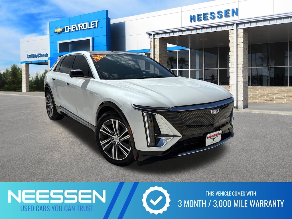 Used 2024 Cadillac Lyriq Luxury SUV