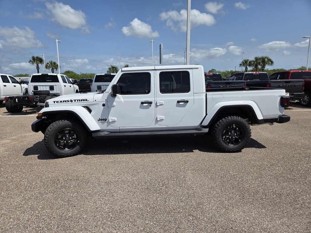 New 2026 Jeep Gladiator TEXAS TRAIL 4X4 Pickup
