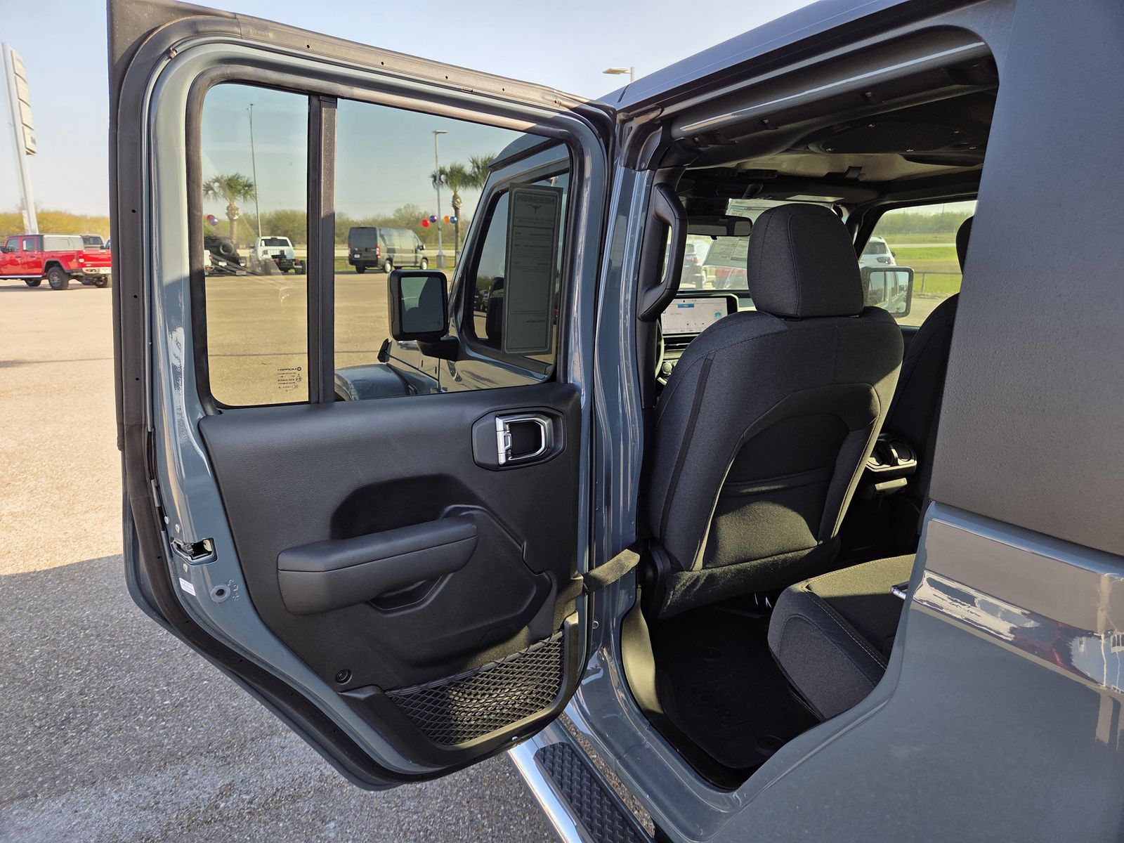 2025 Jeep Gladiator Sport S - Photo 17