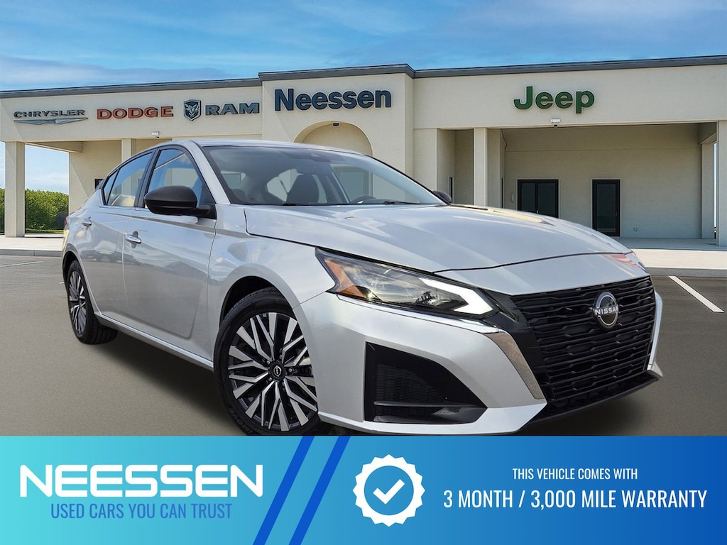 Used 2024 Nissan Altima 2.5 SV Sedan