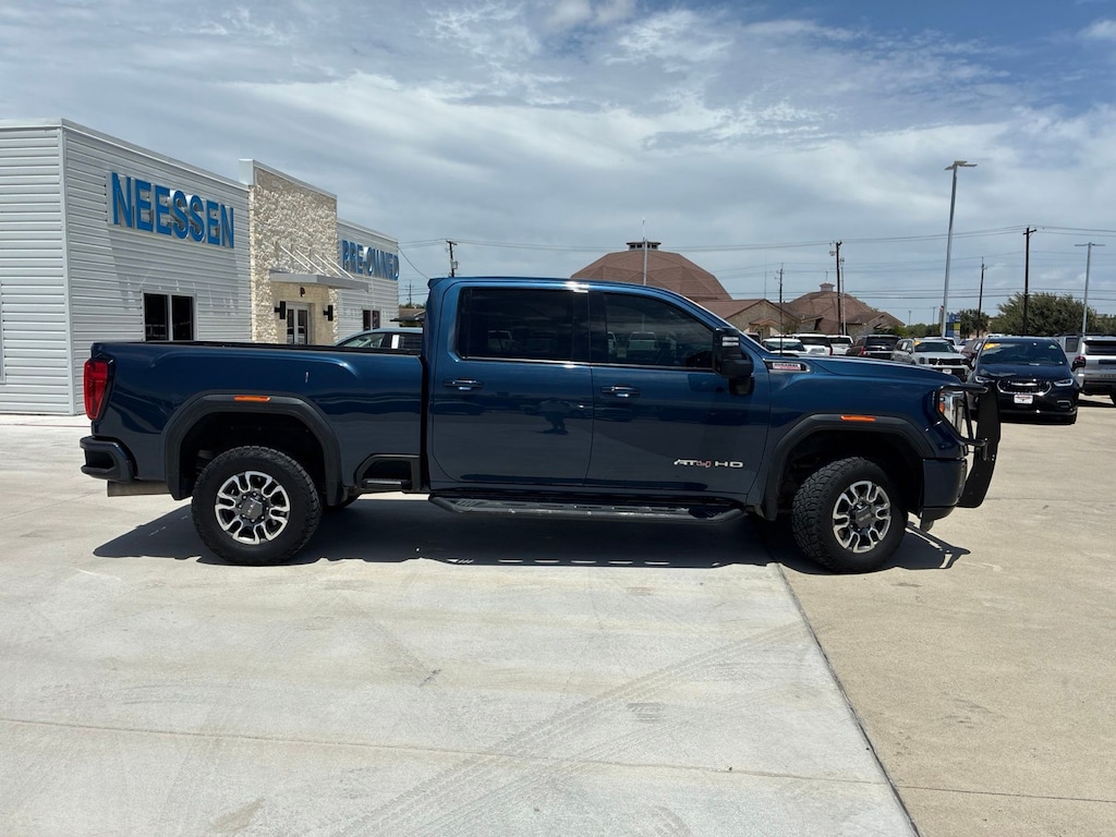 Used 2023 GMC Sierra 2500HD AT4 Truck