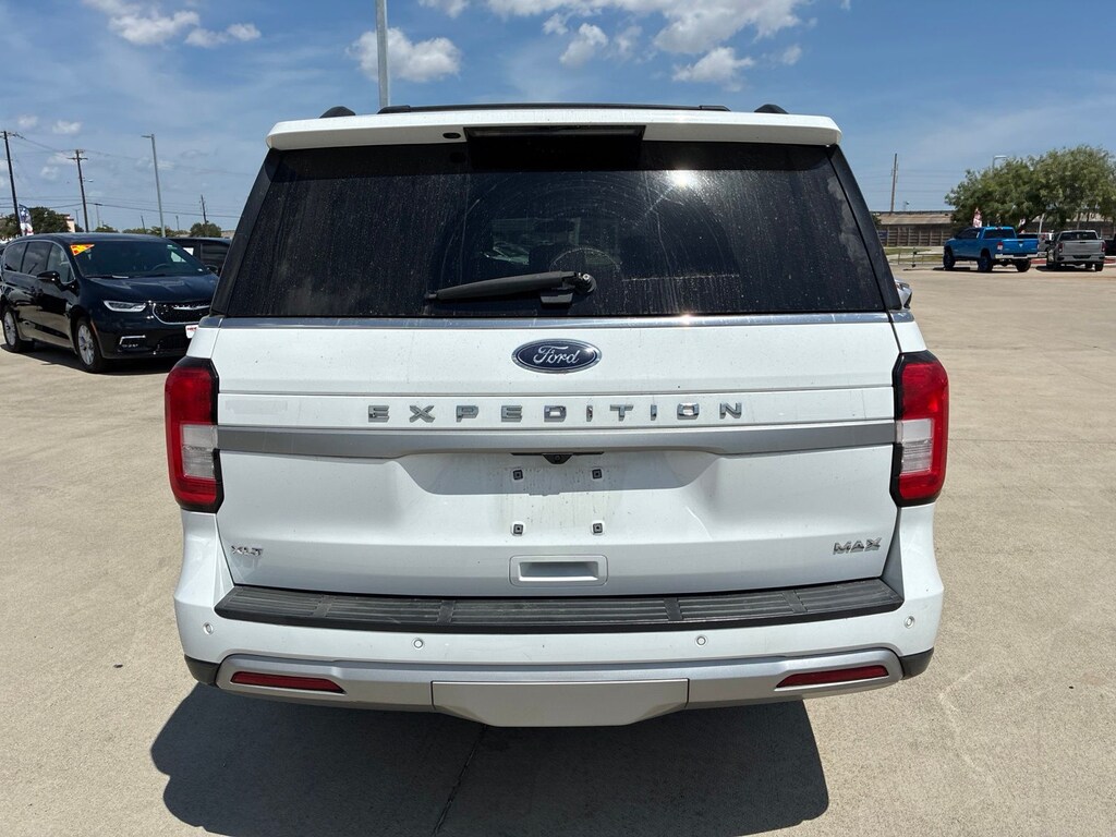 Used 2024 Ford Expedition Max XLT SUV