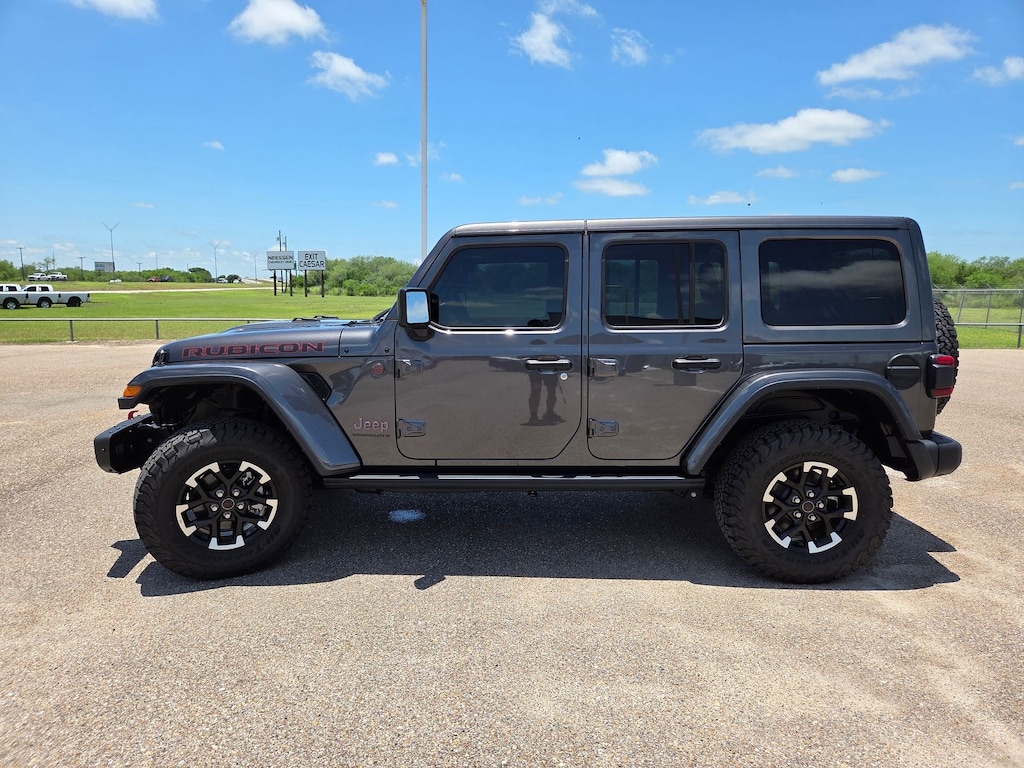 New 2025 Jeep Wrangler 4-DOOR RUBICON X Sport Utility