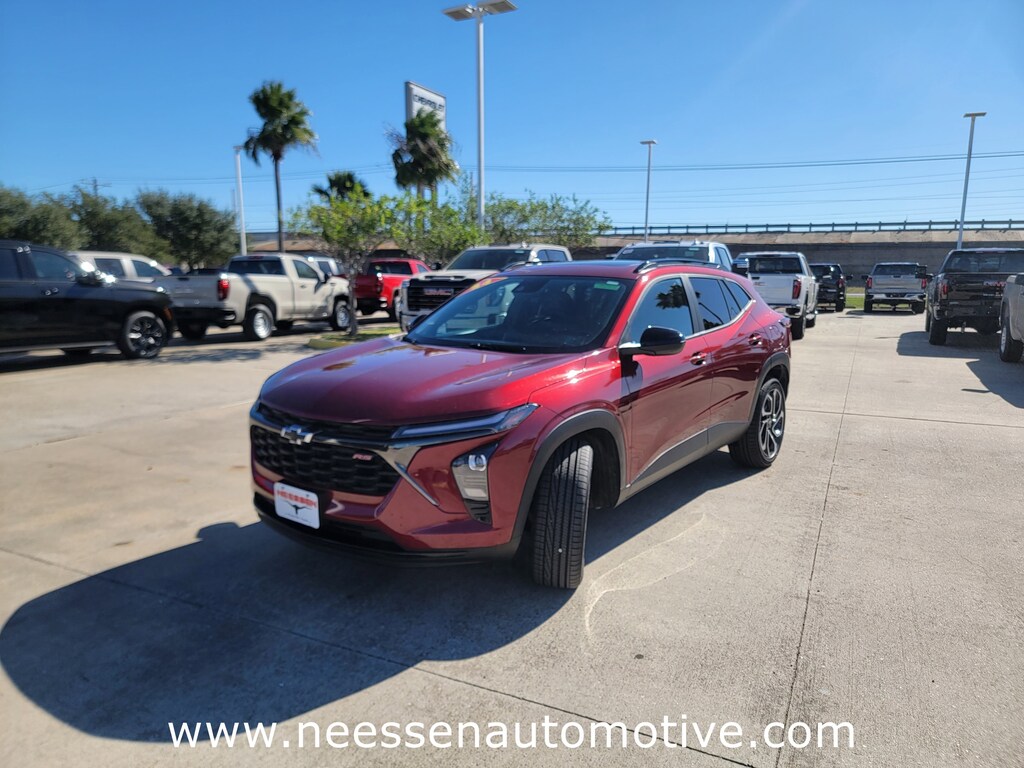 Used 2024 Chevrolet Trax 2RS SUV