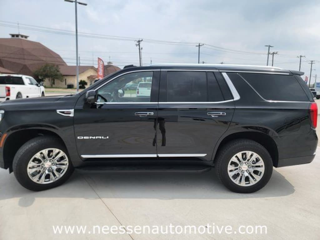 Used 2025 GMC Yukon Denali SUV