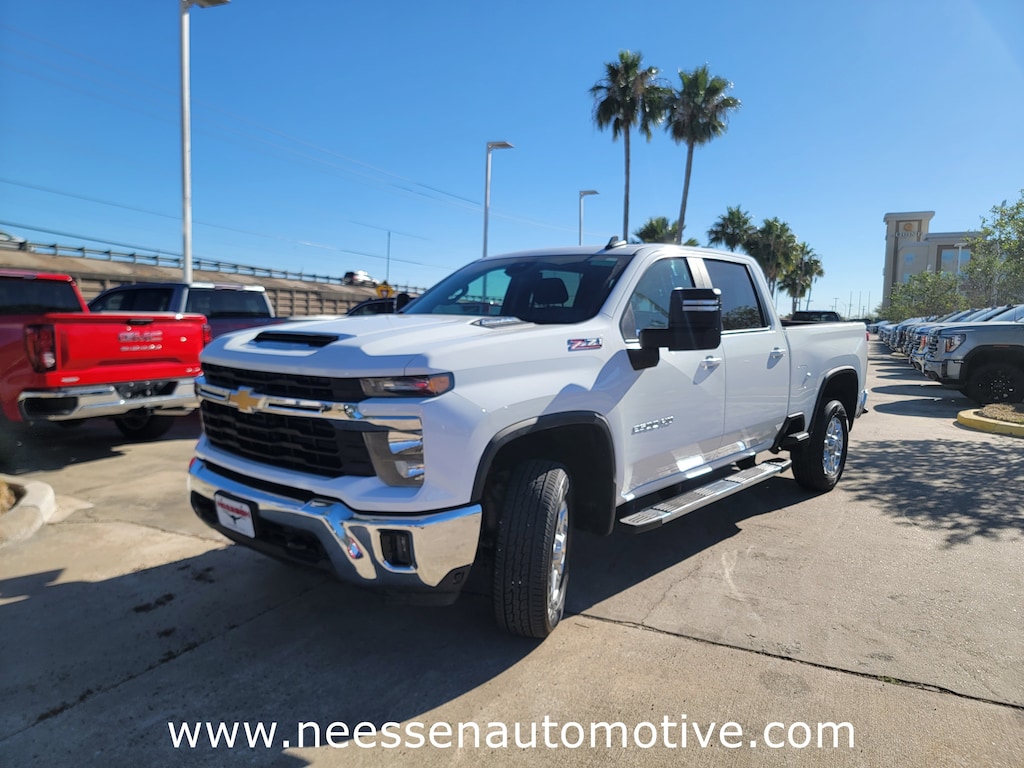 Used 2024 Chevrolet Silverado 2500 HD LT Truck Crew Cab