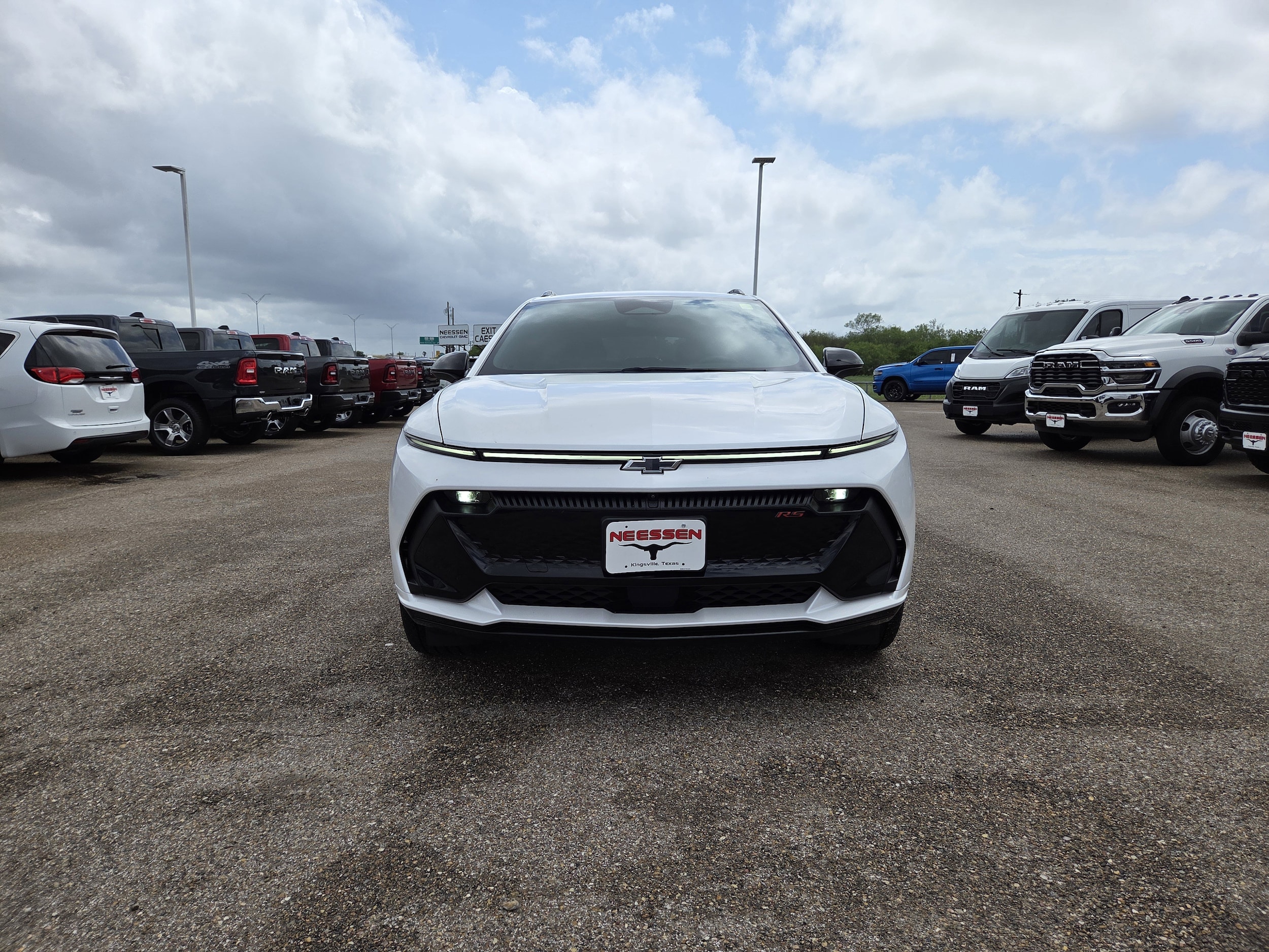 Used 2025 Chevrolet Equinox EV RS with VIN 3GN7DSRP8SS216972 for sale in Kingsville, TX