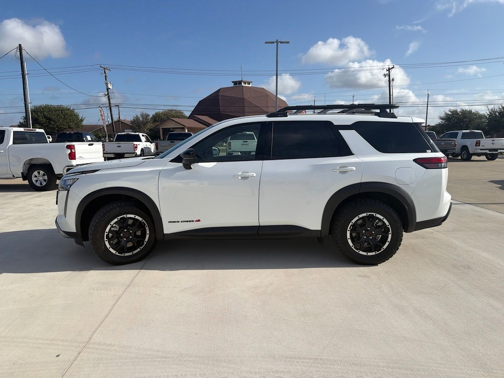 Used 2026 Nissan Pathfinder Rock Creek SUV