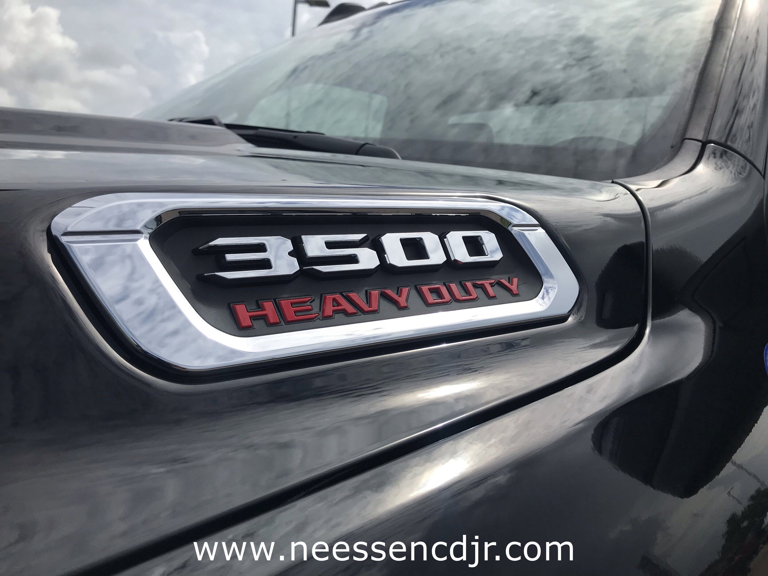 2025 Ram 3500 Tradesman photo 4