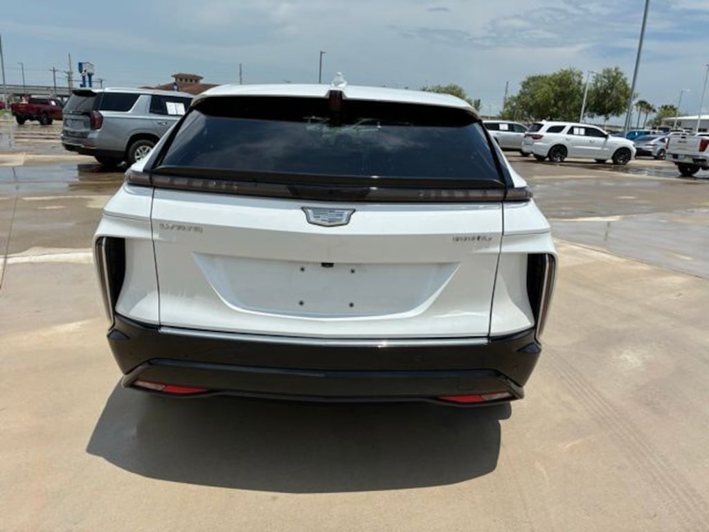 Used 2024 Cadillac Lyriq Luxury SUV