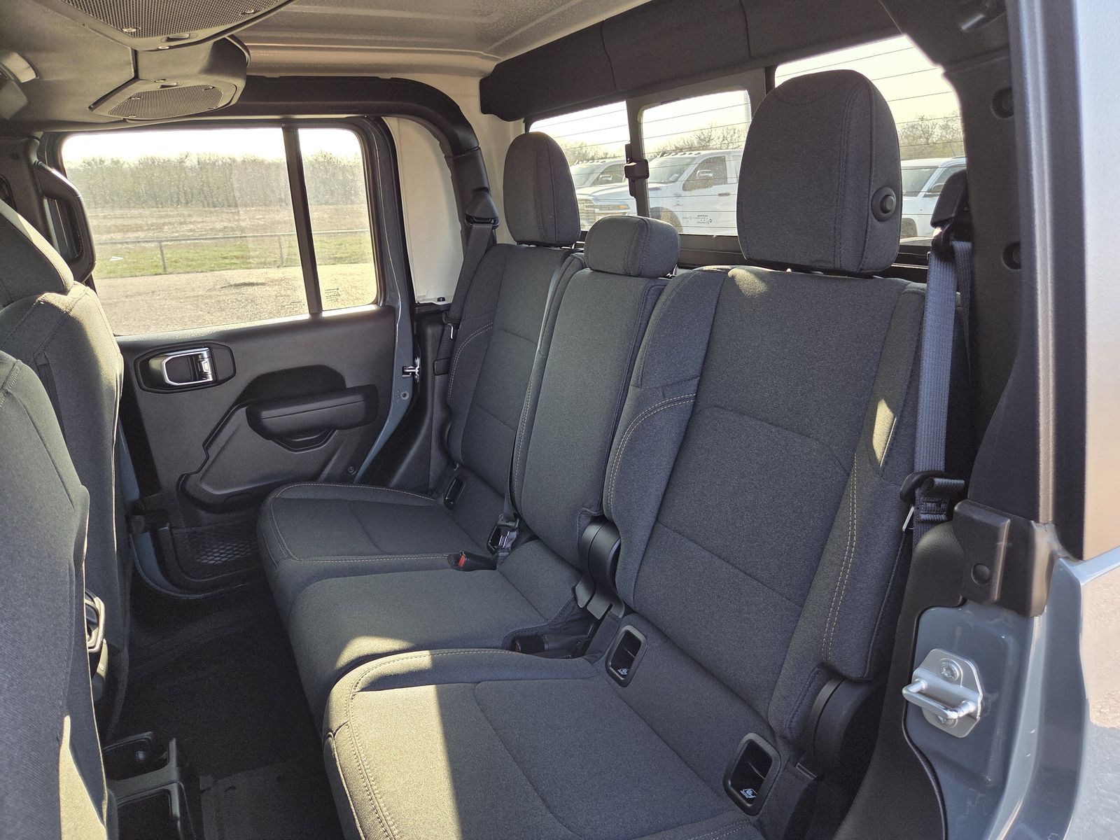 2025 Jeep Gladiator Sport S - Photo 25