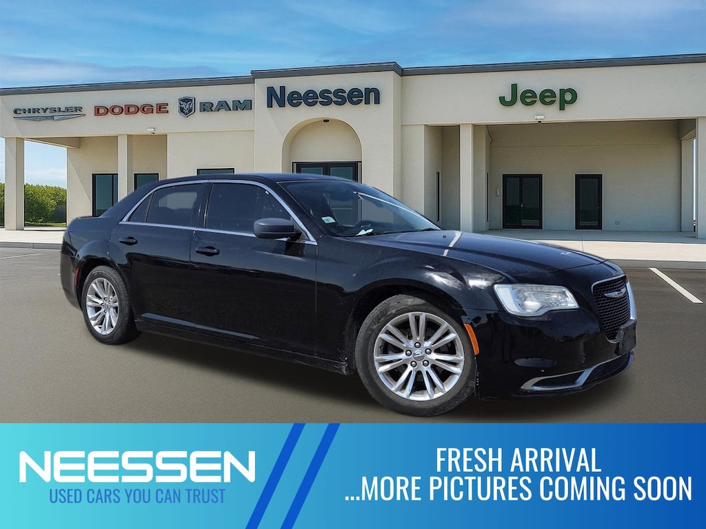 Used 2017 Chrysler 300 Limited Sedan