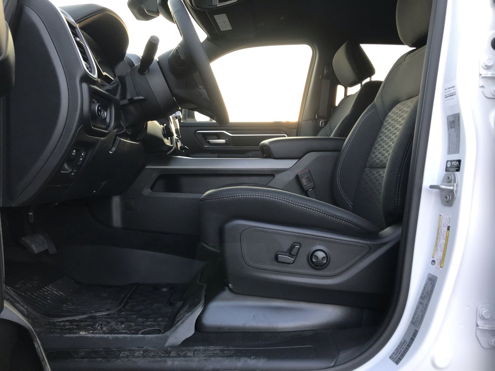 2026 RAM 1500 Big Horn/Lone Star - Photo 13