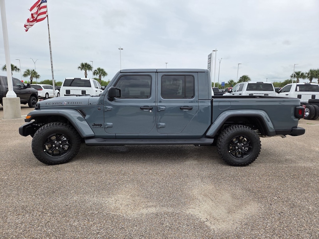 New 2026 Jeep Gladiator TEXAS TRAIL 4X4 Pickup