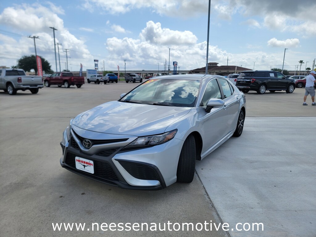 Used 2024 Toyota Camry SE Sedan