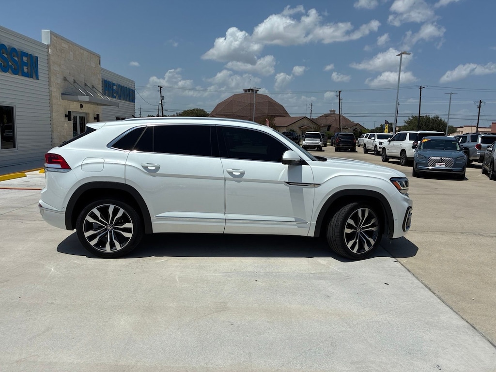 Used 2023 Volkswagen Atlas Cross Sport 3.6L V6 SEL Premium R-Line SUV