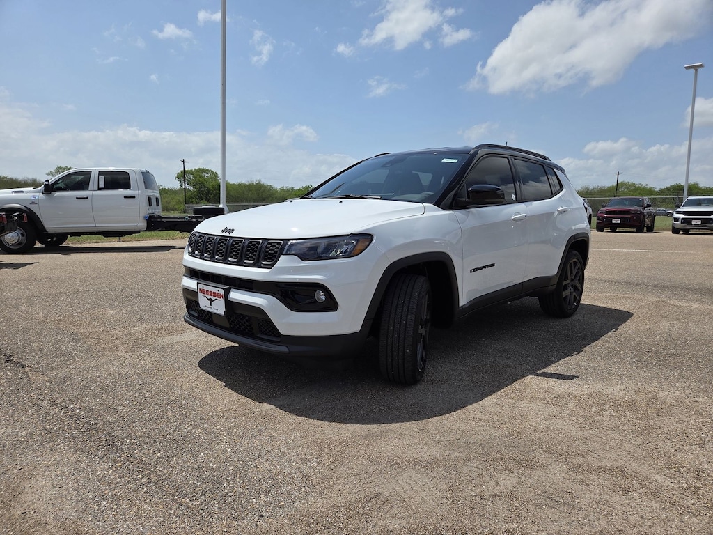 New 2026 Jeep Compass LIMITED ALTITUDE 4X4 Sport Utility