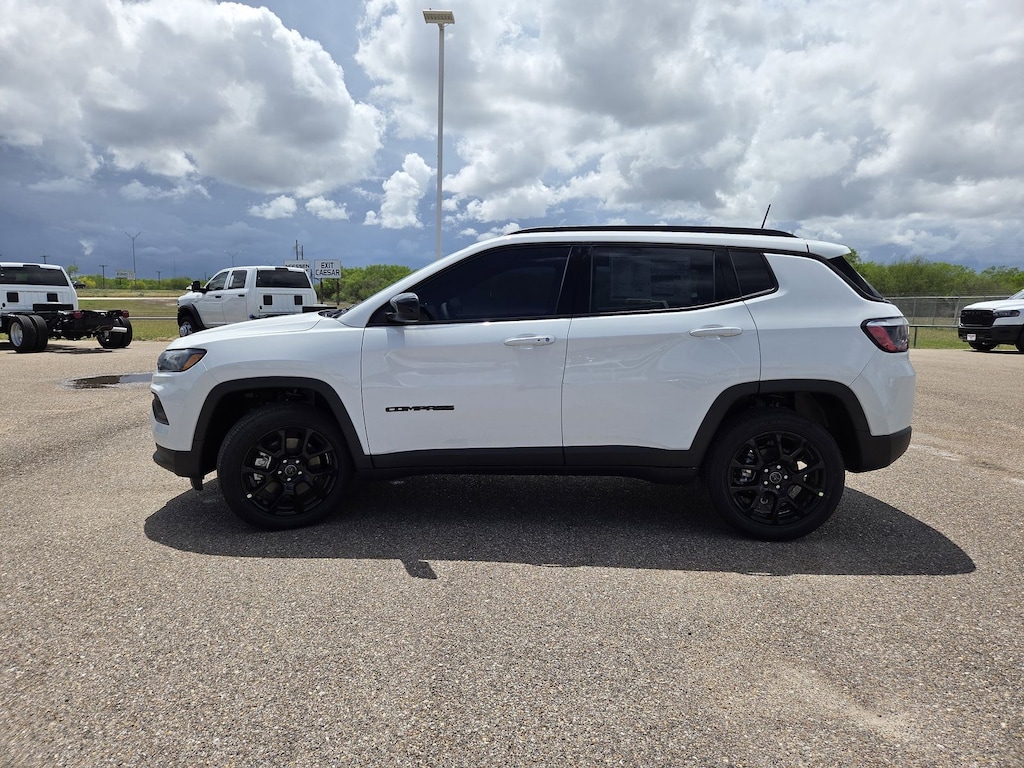 New 2026 Jeep Compass LATITUDE ALTITUDE 4X4 Sport Utility