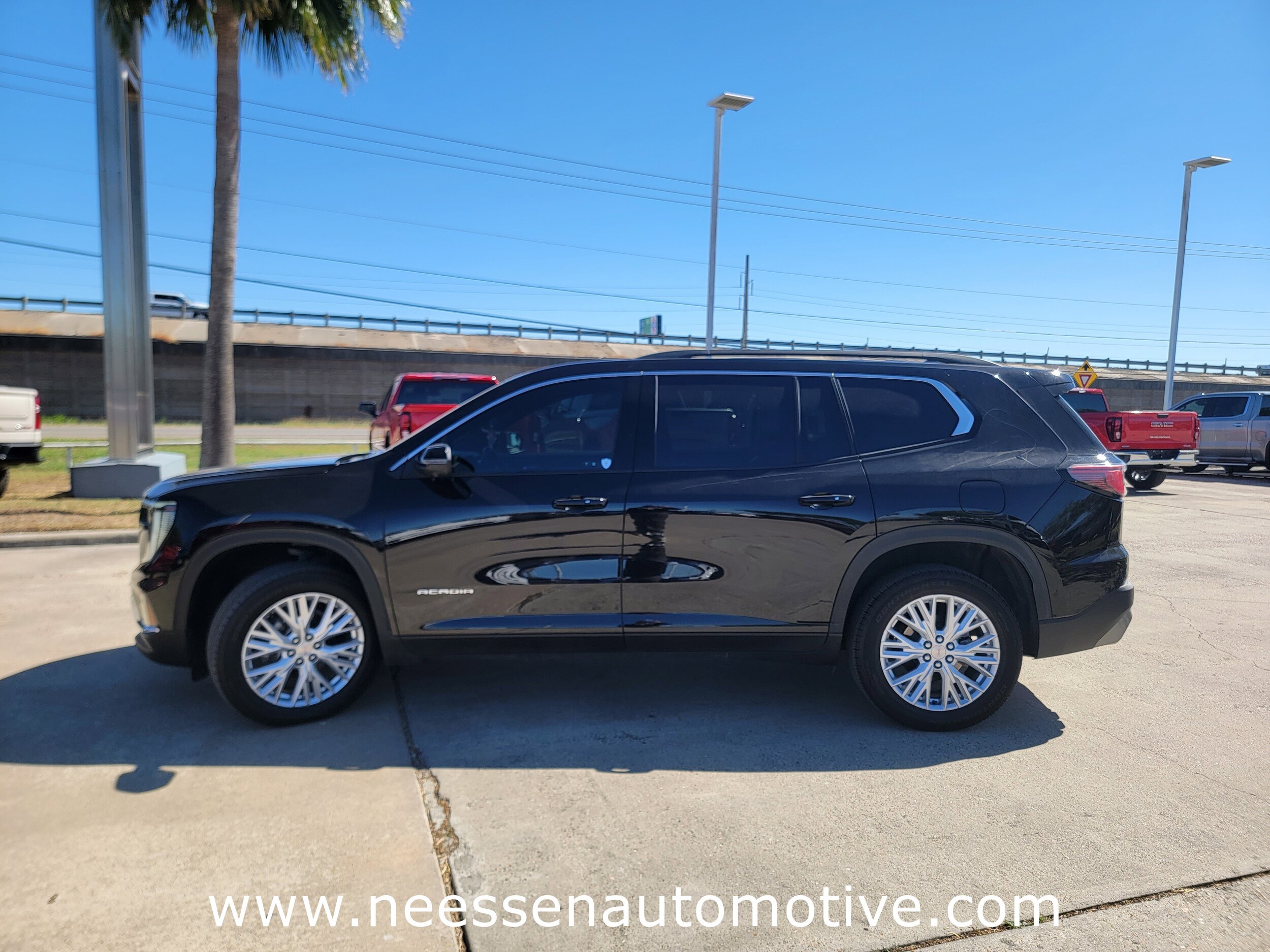 2024 Gmc Acadia Elevation photo 3